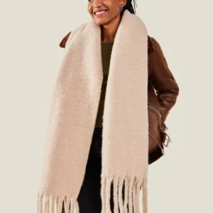 Fluffy Scarf